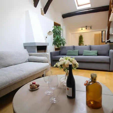 Le Penthouse Temple Apartment Paris